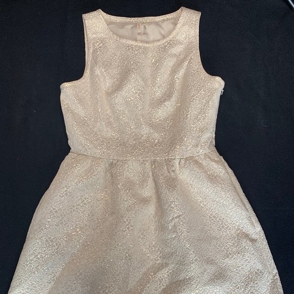 Cream Gold Cocktail Dress - Picture 1 of 6